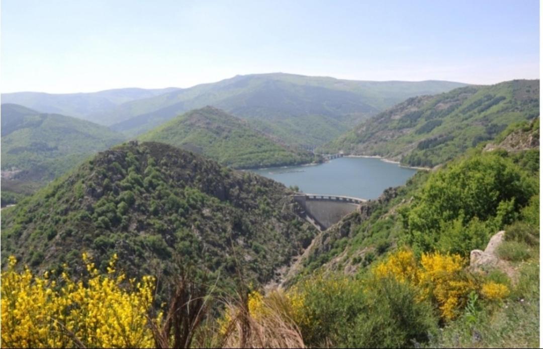 Sur Les Rochers Du Lac & Location-Rando En Vtt 빌포르 외부 사진