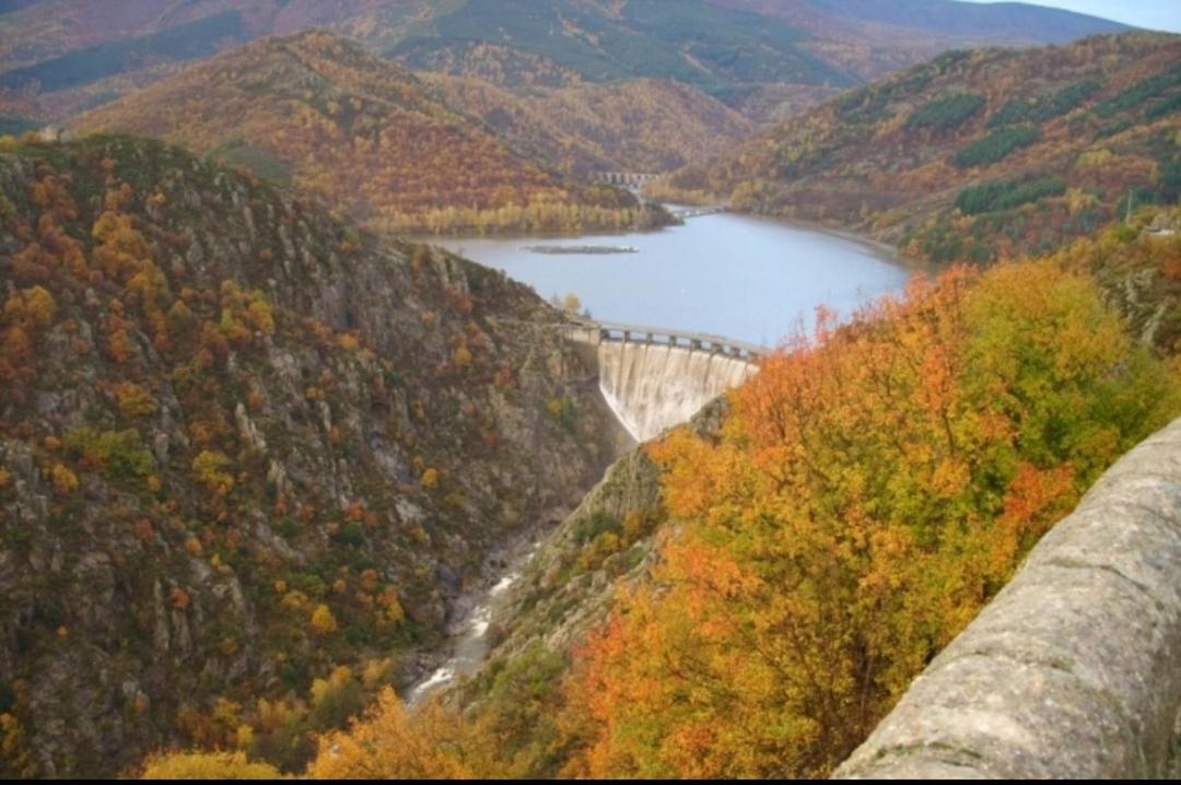 Sur Les Rochers Du Lac & Location-Rando En Vtt 빌포르 외부 사진