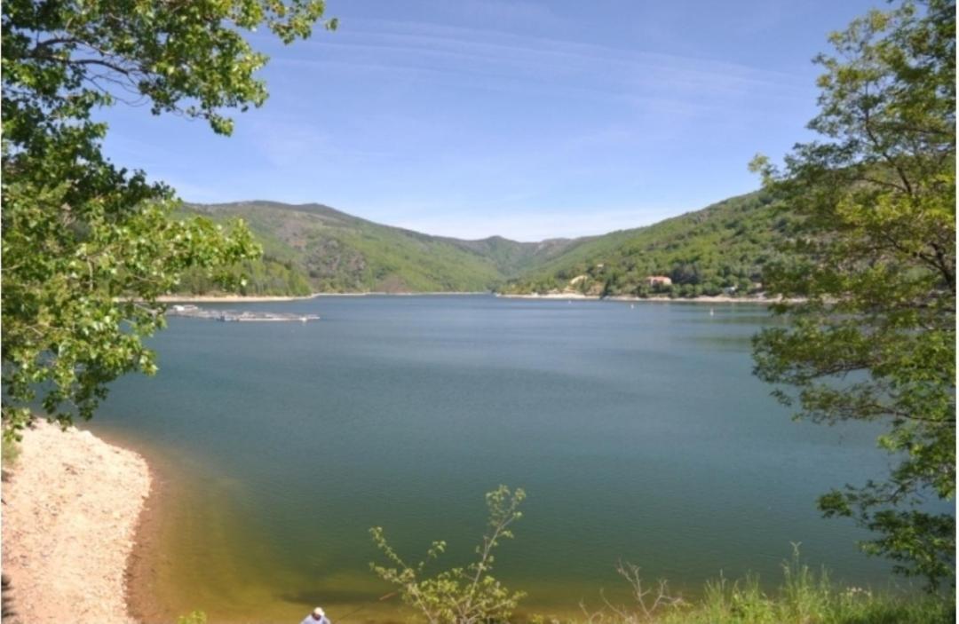 Sur Les Rochers Du Lac & Location-Rando En Vtt 빌포르 외부 사진